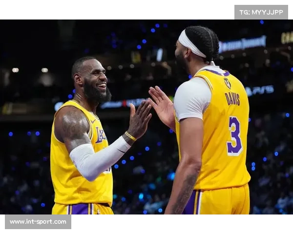 湖人终结国王三连胜，詹姆斯24分东契奇33分