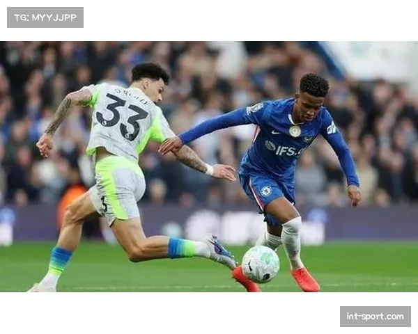 曼城客场3-0完胜切尔西，少赛一场落后阿森纳6分